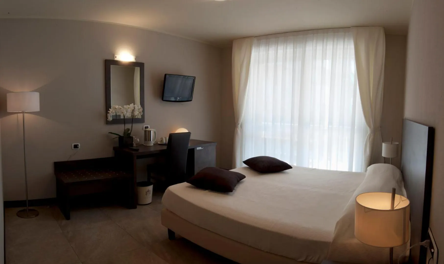 Hotel Kent Milano Marittima 4*,  Italië